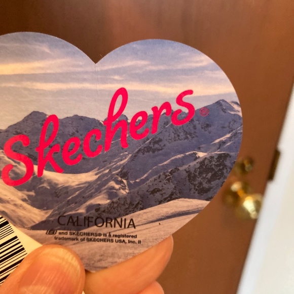 Brand new girl Sketchers light jacket. NWT - Picture 4 of 5